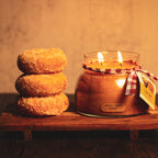 Geurkaars Appel Cider Donut 623 gram - 125 branduren