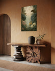 Sfeervolle wanddecoratie met botanisch landschap en mistige palmbomen voor een modern interieur